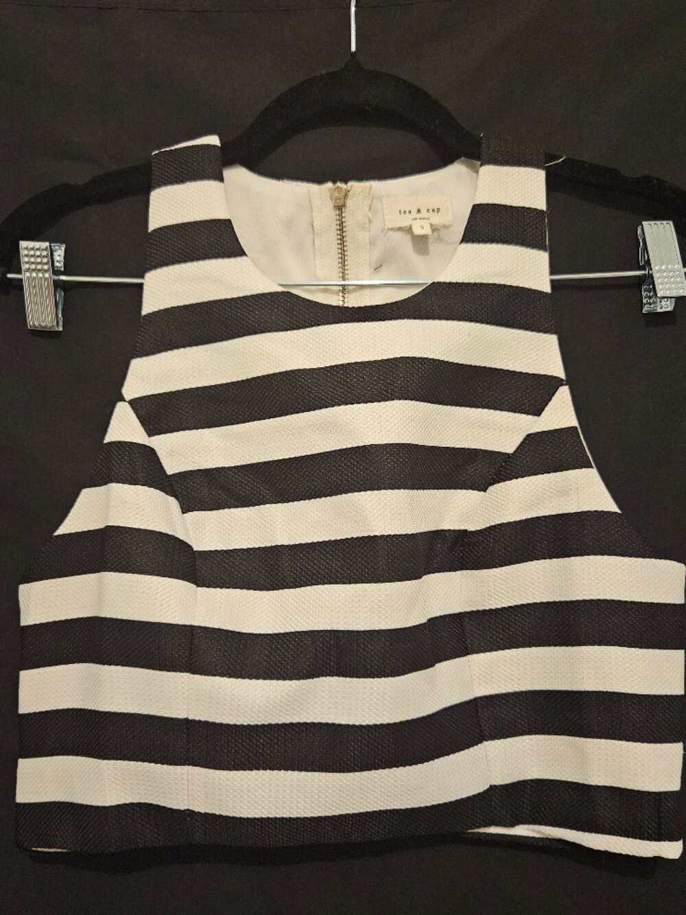 Lea & Cup Black White Stripe Structured Crop Top Size S Back Zip Cutout Hem